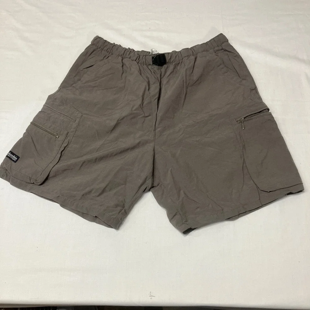 Columbia Mens Gray Brown‎ Nylon Cargo Shorts Elastic Waist Belted Size M AM4021
